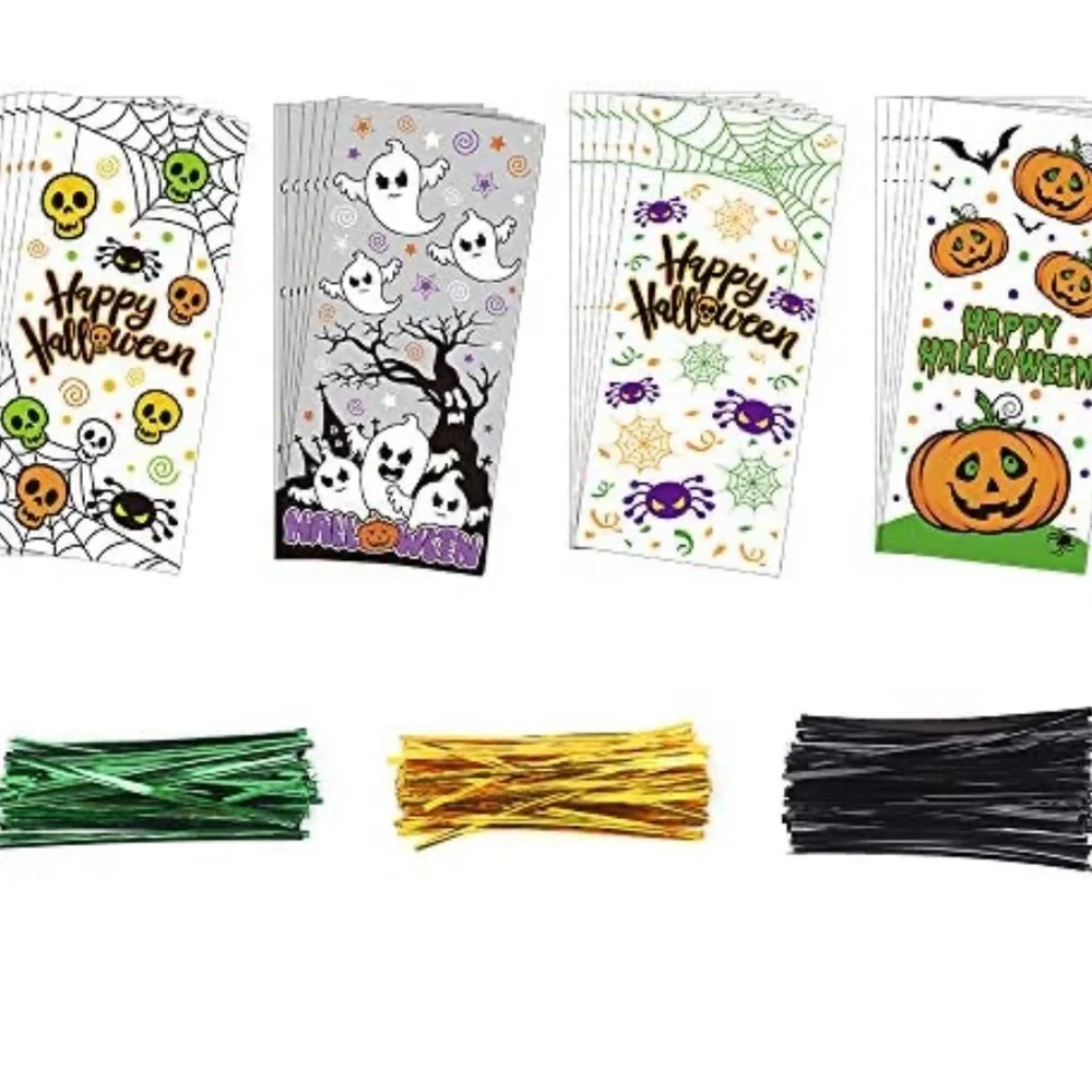 🎃👻100 clear treat bags Halloween Theme